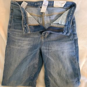 NWT American Eagle Light Wash Jeans